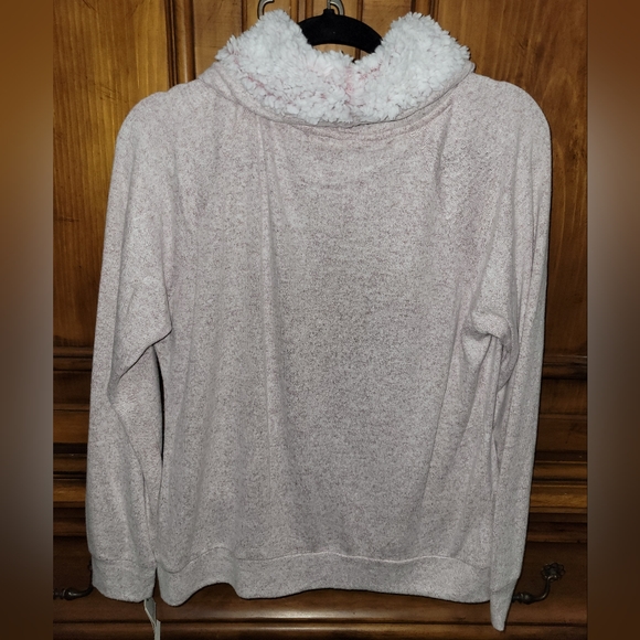 NWT, Sherpa lined funnel neck sweatshirt, super soft, size large - Picture 2 of 5